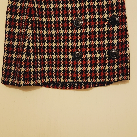 2 Mini wrap style skirts from Express New York size 6 - Picture 4 of 6